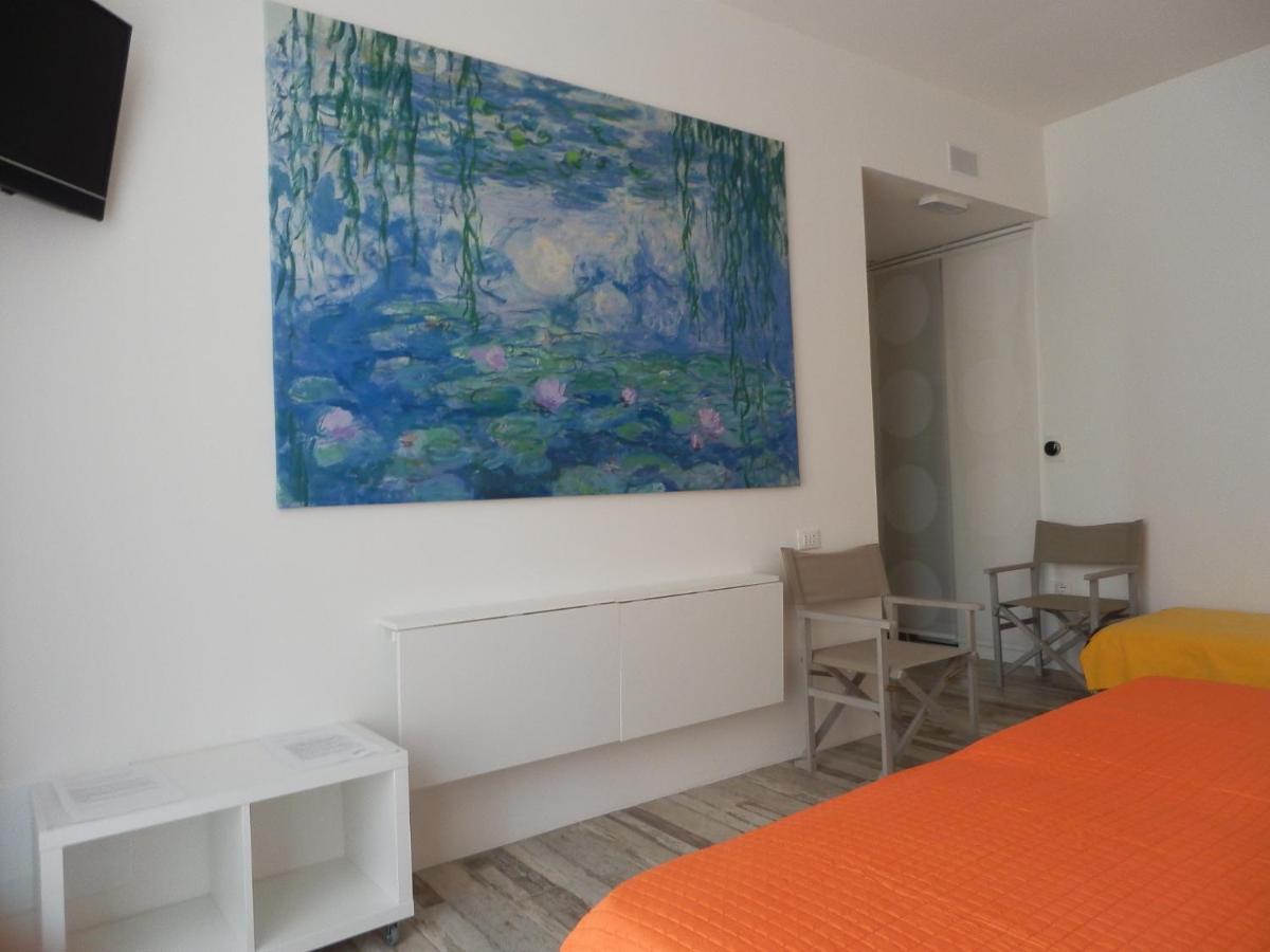 Bed and Breakfast Bb Sharingloft Sirmione Exterior foto